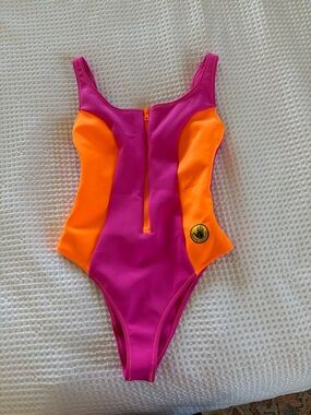 Women’s Body Glove Neon Pink & Orange One-Piece Swimsuit with Front Zip NWT